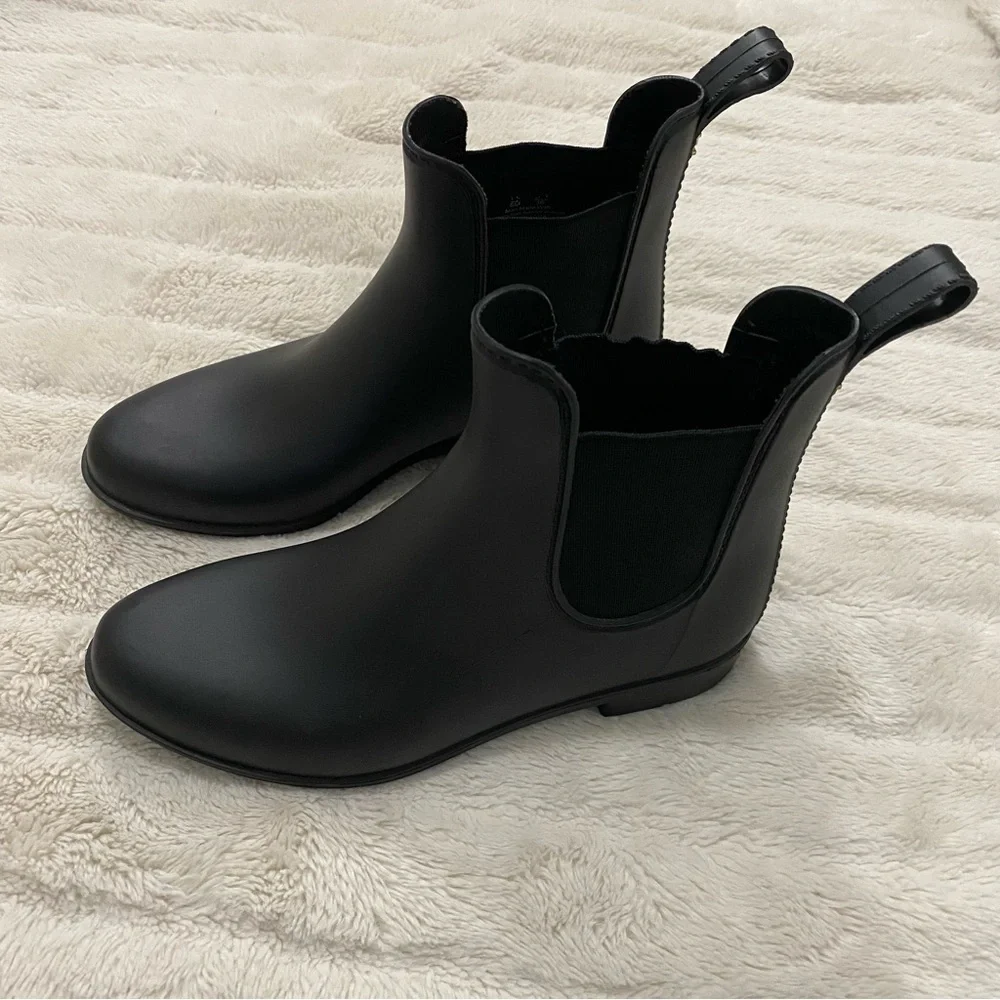 Sam Edelman Tinsley Chelsea Matte Black Women's Rain Booties Boots New Size 6